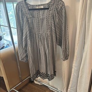 Chic Black and White Patterned Dress